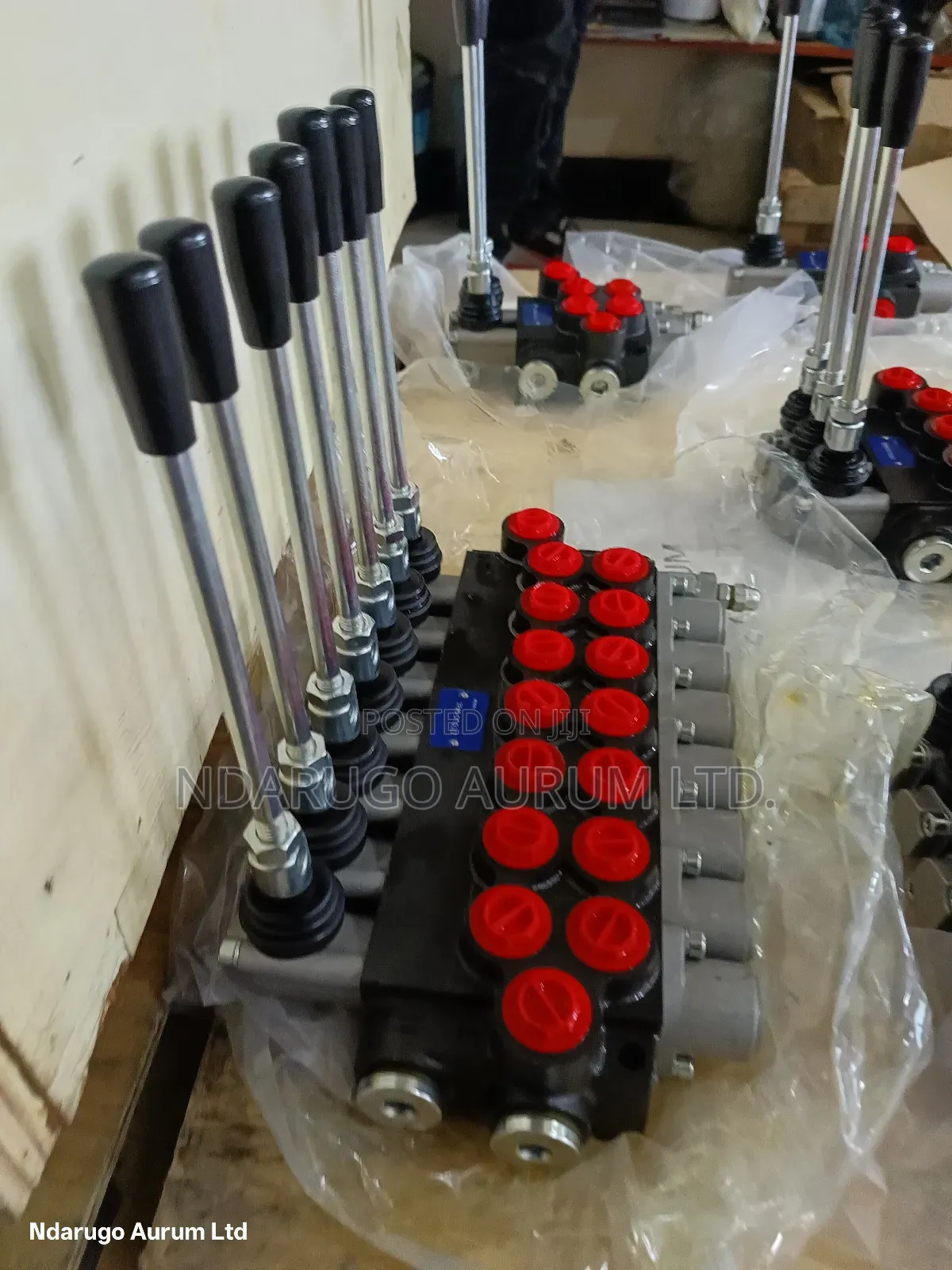 7 Way Hydraulic Control