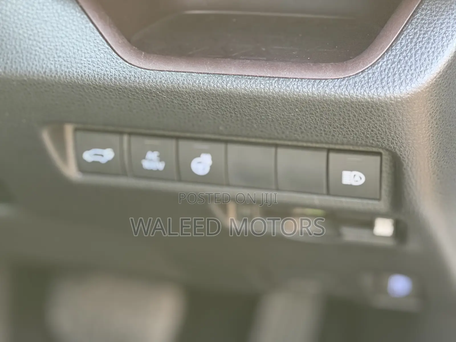 Toyota RAV4 Adventure 2019 Pearl