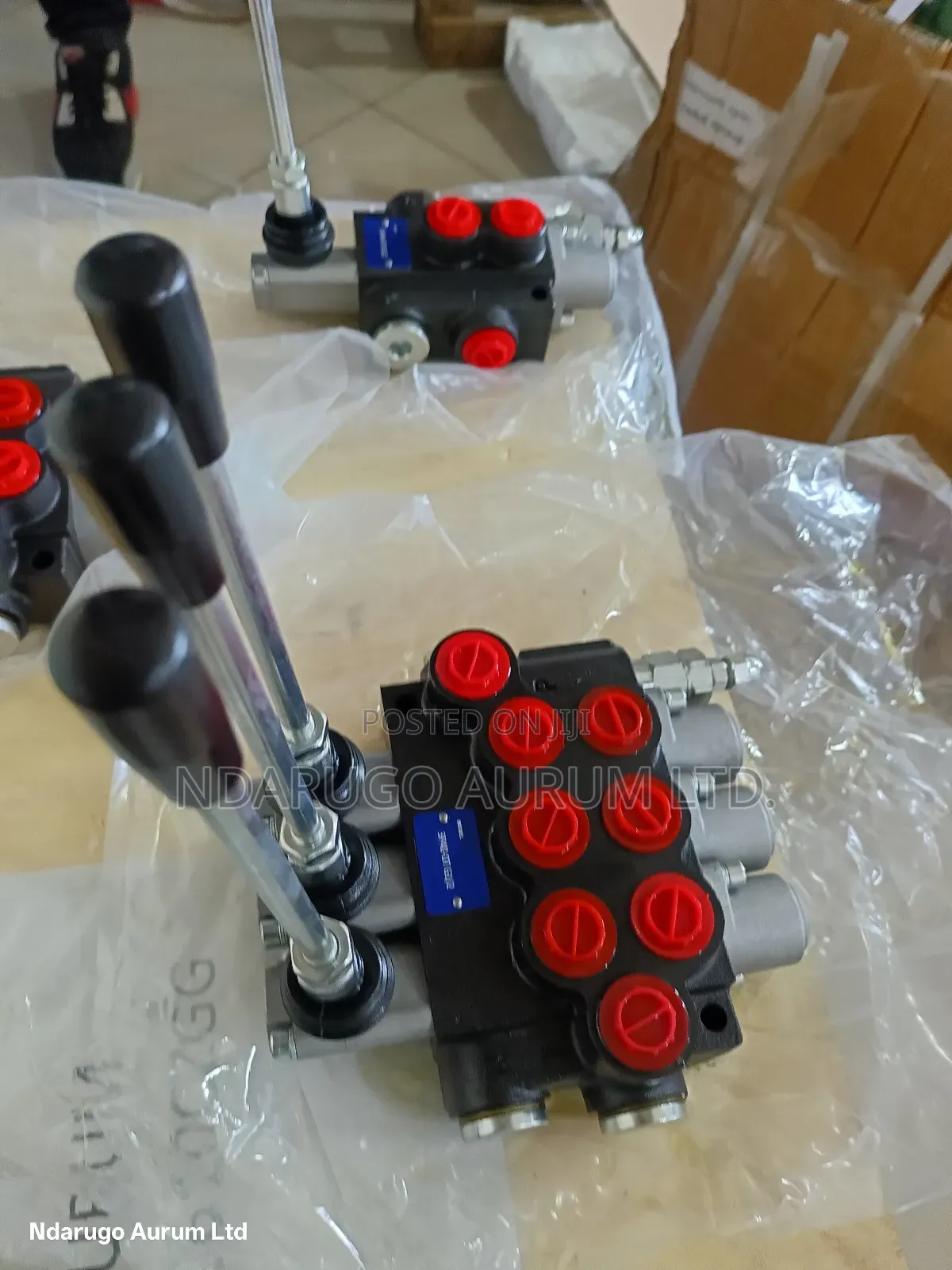 3 Way Hydraulic Control