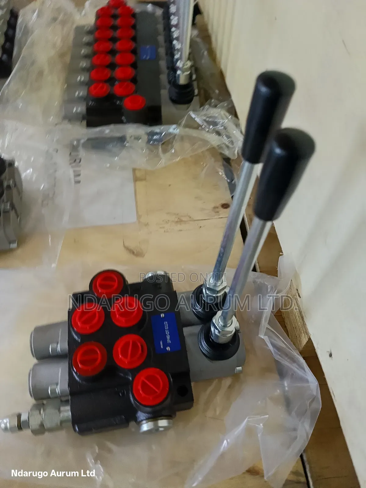 2 Way Hydraulic Control