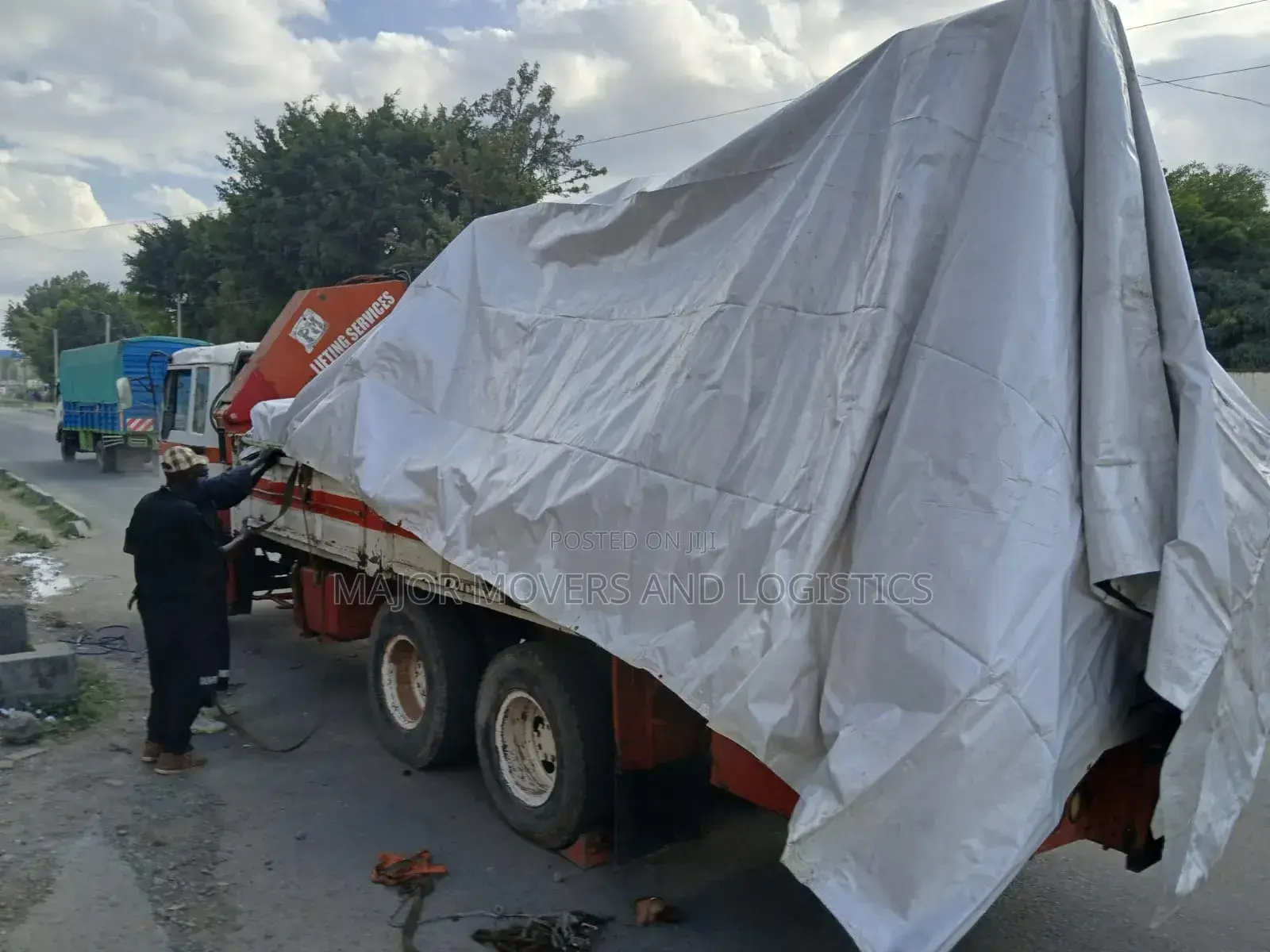 Trucks With Cranes Are Accessible for Intercounty Transport