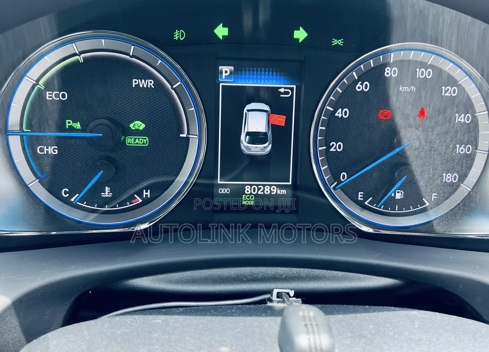 Toyota Harrier 2.5 Hybrid 4WD 2019 White