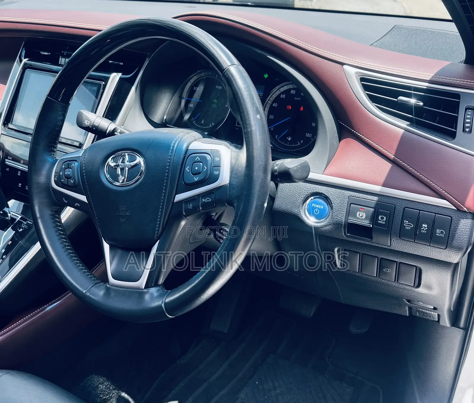 Toyota Harrier 2.5 Hybrid 4WD 2019 White