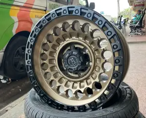 17 Inch Multi-Spoke Rims – Sporty and Lightweight Design