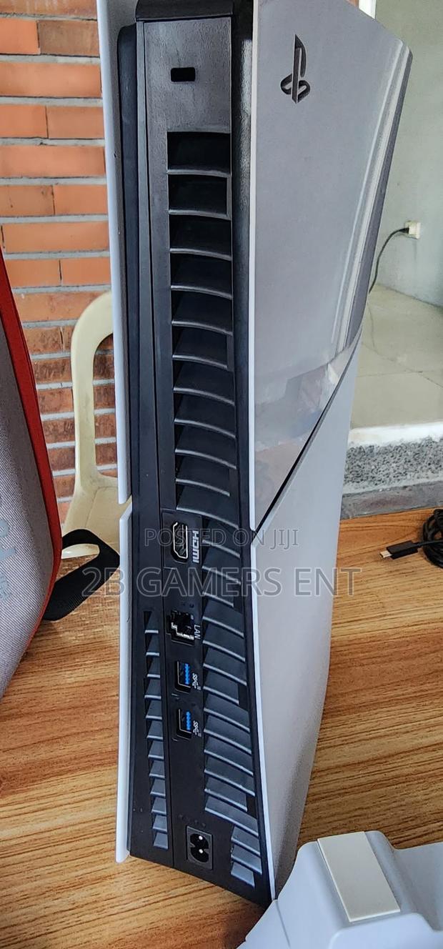 Ps5 Digital Edition the Slim 1 - thumbnail 2
