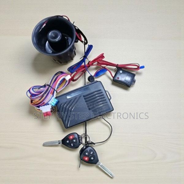 Universal Car Alarm System With Loud Siren and Flip Key Remotes