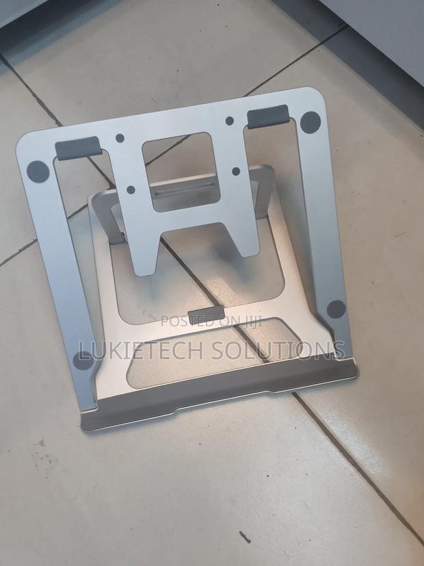 Laptop Stand - main view