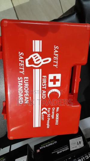 Medium Red First Aid Kit 25 People - main view