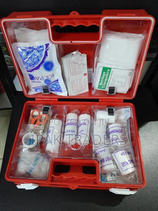 Medium Red First Aid Kit Red 25 Persons - main view