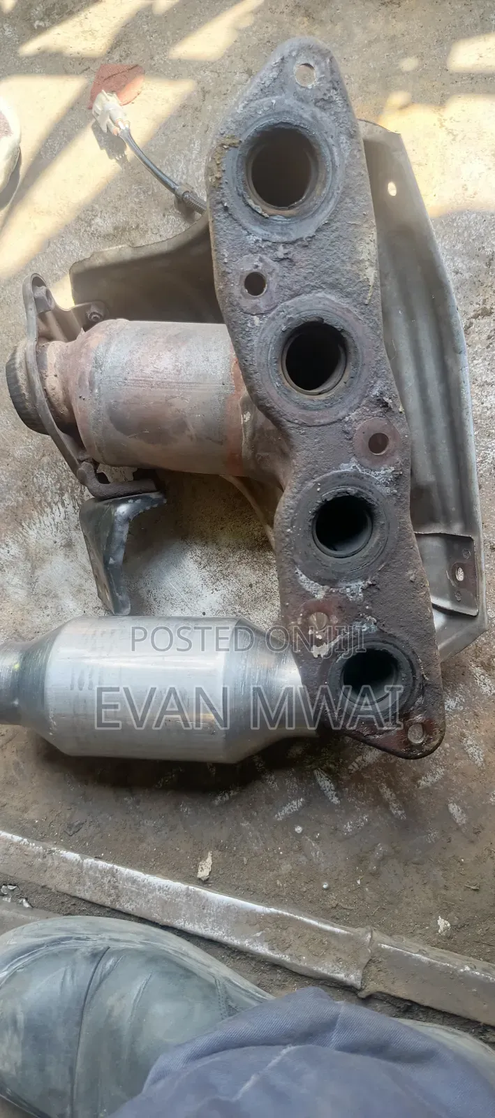 Catalytic Converter Universal Toyota Wish