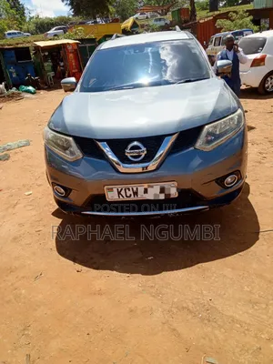 Nissan X-Trail 2013 Silver
