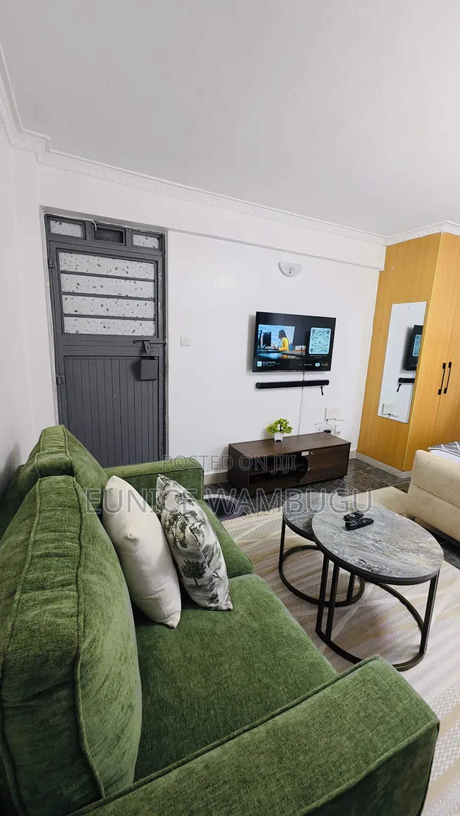 Air BNBS Studio Available Kamakis