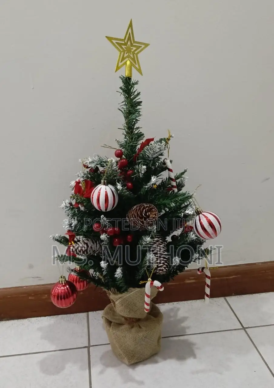 45 Cm Mini Christmas Tree for Table / Counter , Decorated Lit
