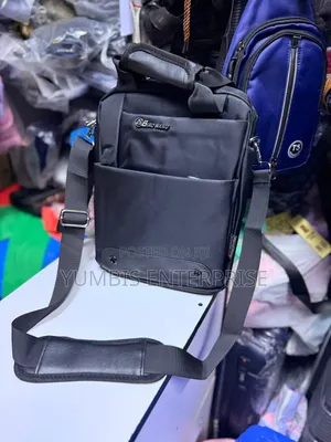 Black' Medium 14 Inches Messenger Laptop Shoulder Bag