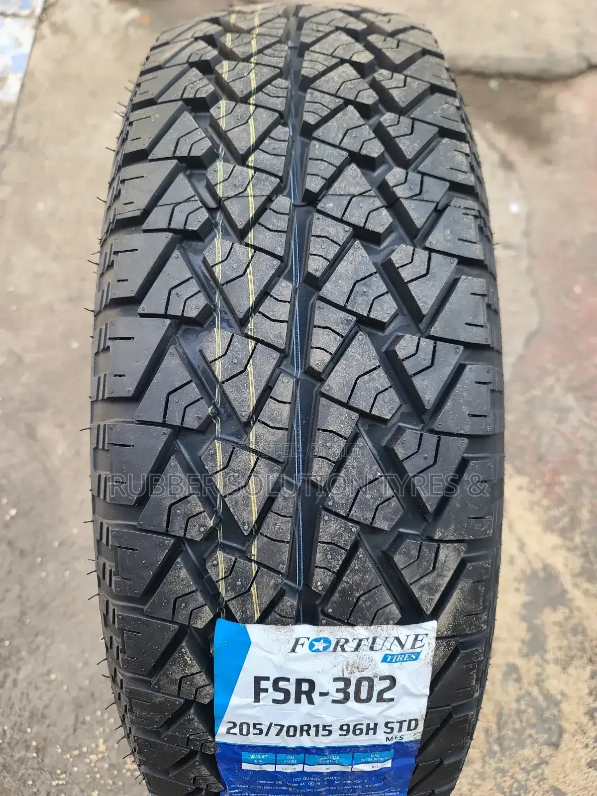 205/70r15 Fortune Tires Fsr302