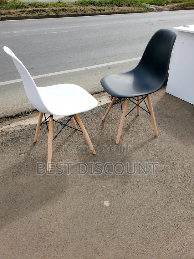 Outdoor/Salon/Waiting Chairs - main view