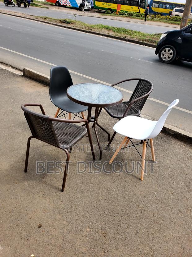 Outdoor Table and Chairs - main view