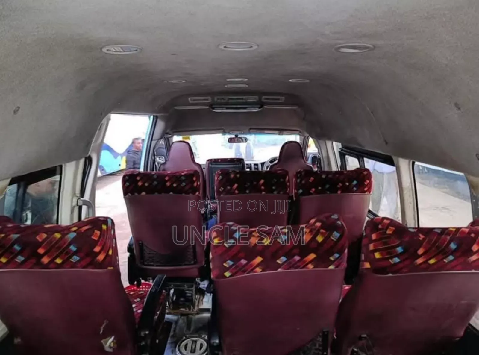 Toyota HiAce 2017 White