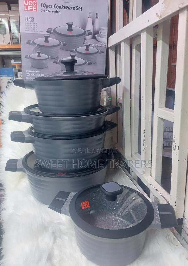 10pcs Granite Cookware 
.Ucc 2410