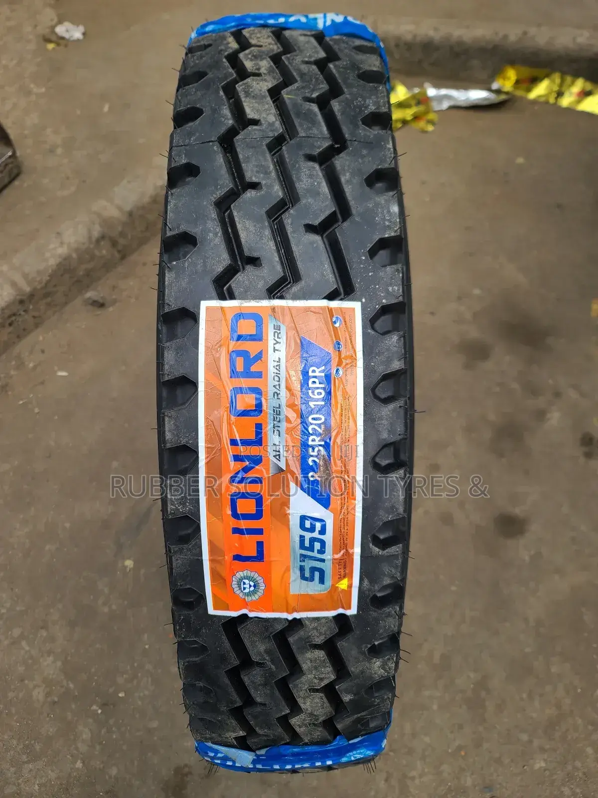 8.25r16 Lionlord Tyres 16pr