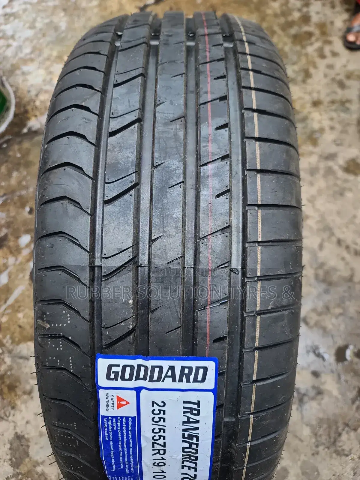 255/55 R19 Goddard Tyres 107 W Transforce768