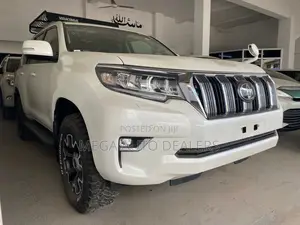 Toyota Land Cruiser Prado 2019 White