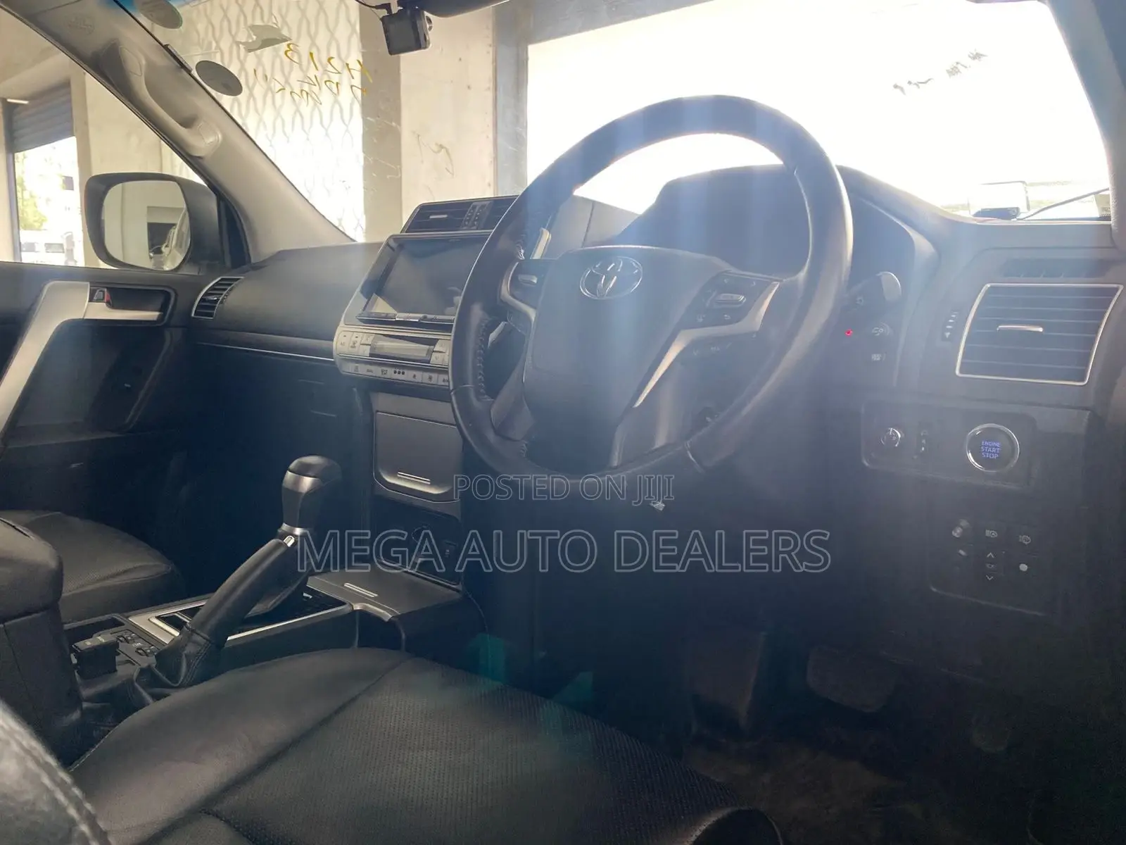 Toyota Land Cruiser Prado 2019 White