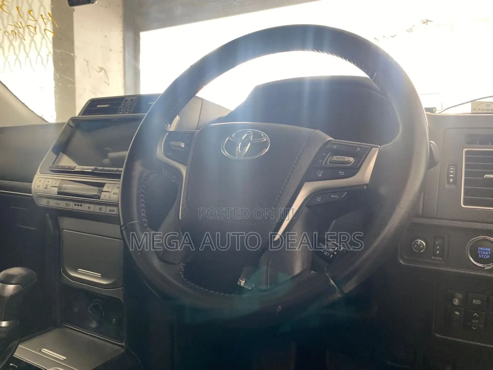 Toyota Land Cruiser Prado 2019 White