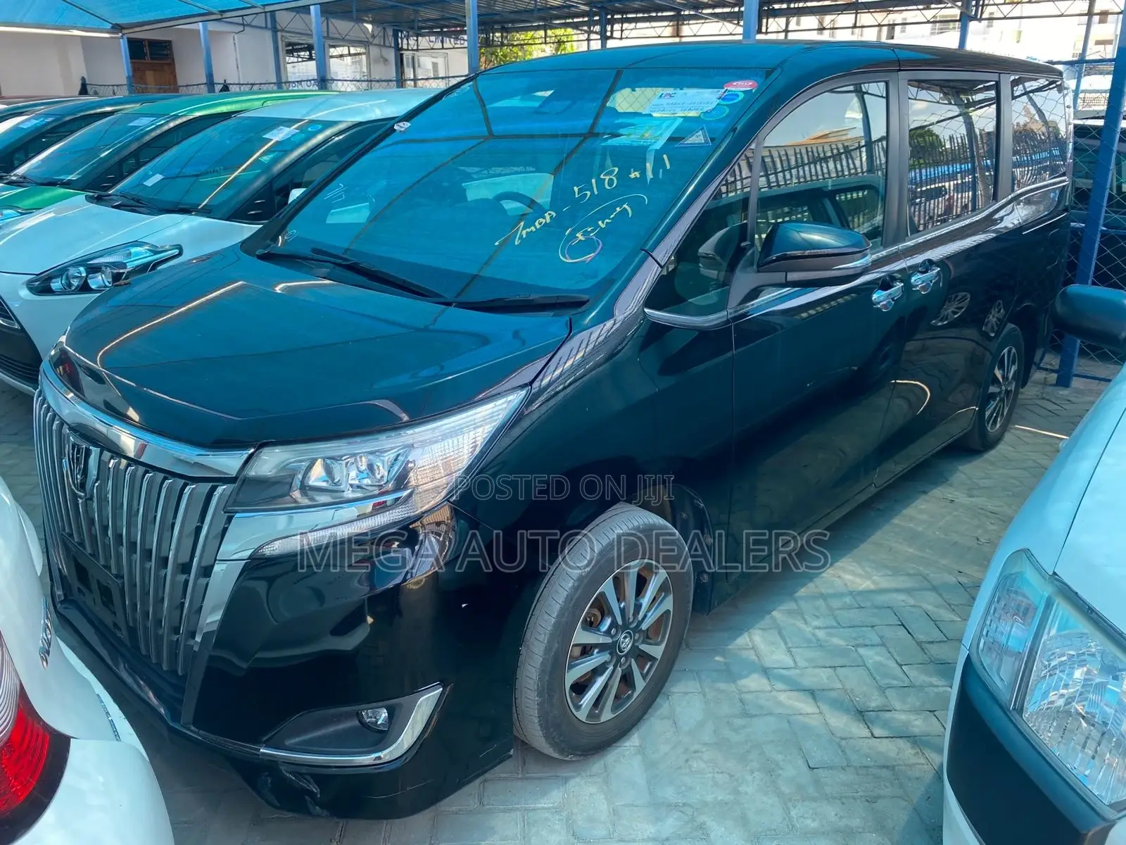 Toyota Esquire 2018 Black
