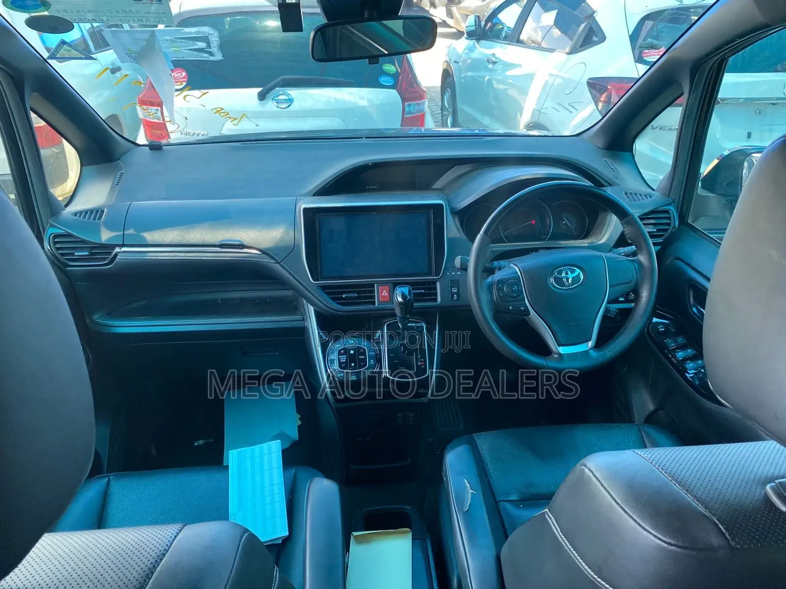 Toyota Esquire 2018 Black