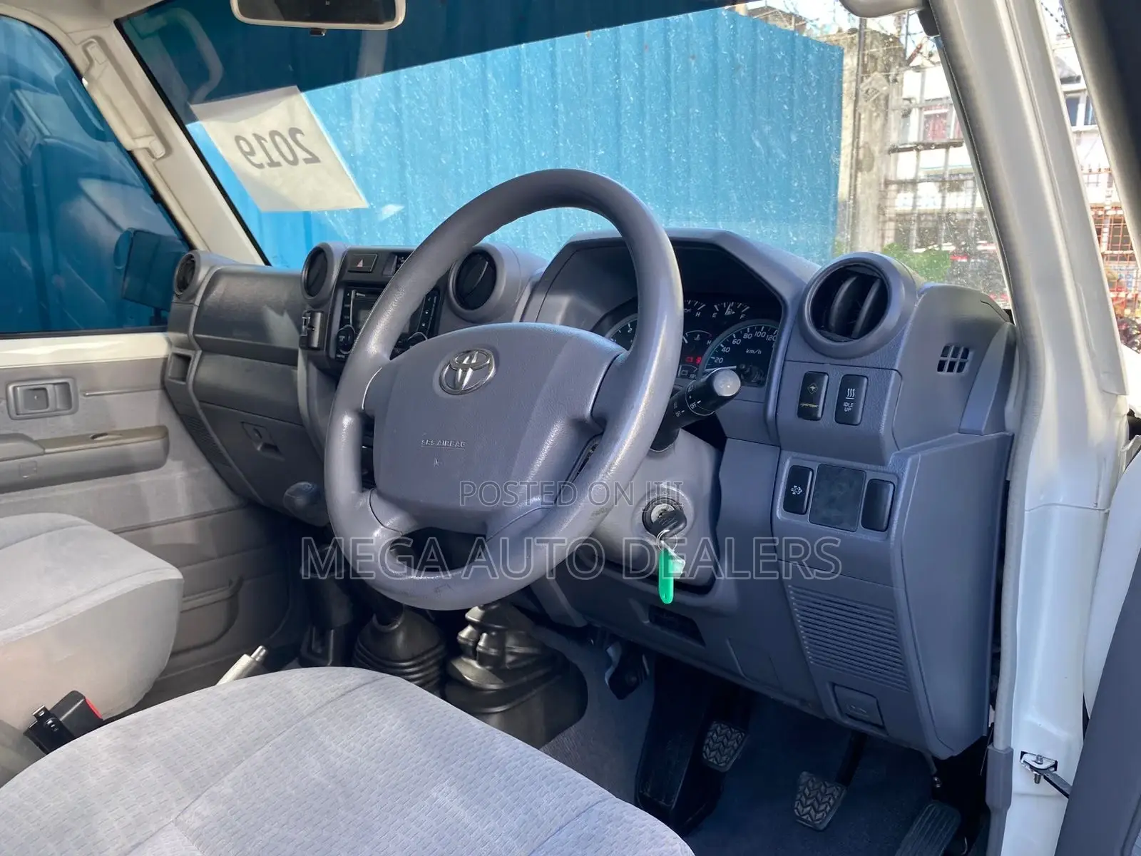 Toyota Land Cruiser 2019 White