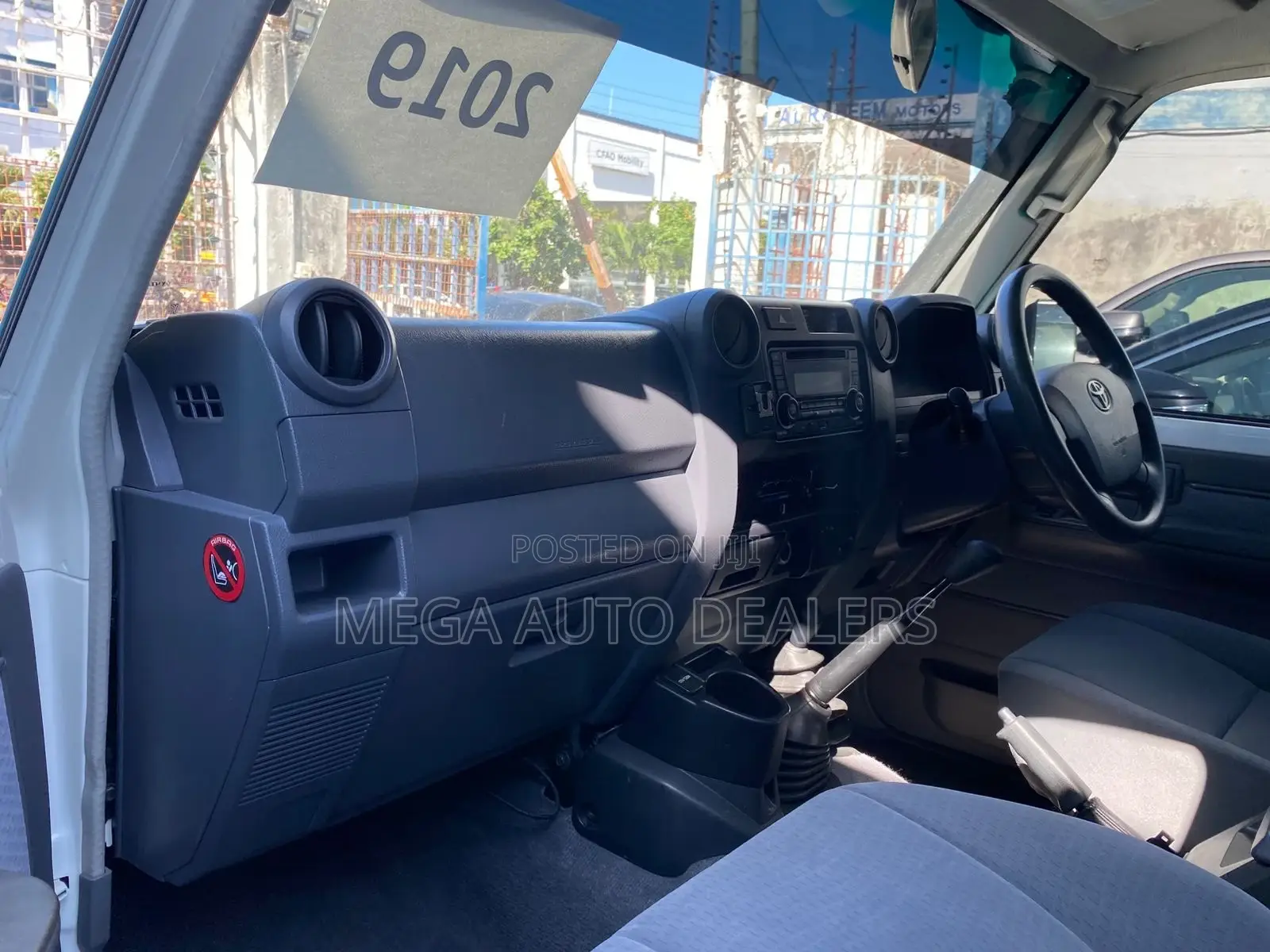 Toyota Land Cruiser 2019 White