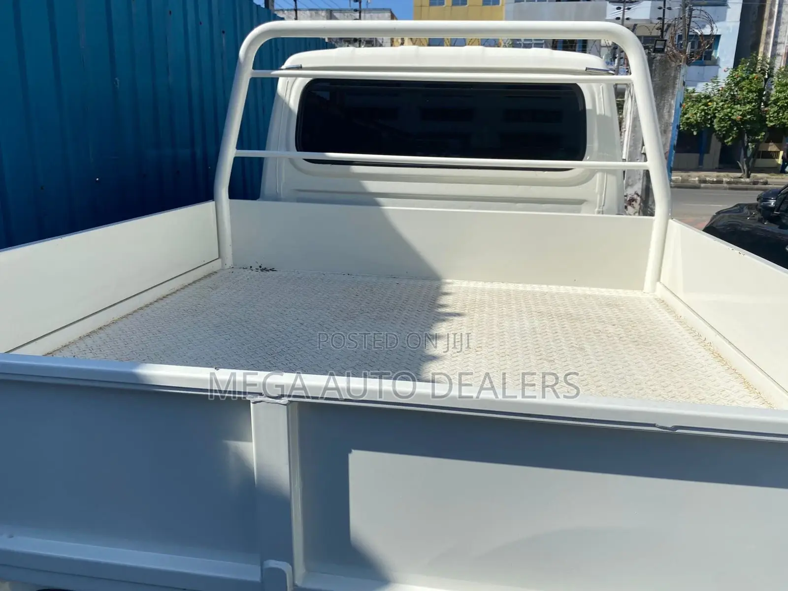 Toyota Land Cruiser 2019 White