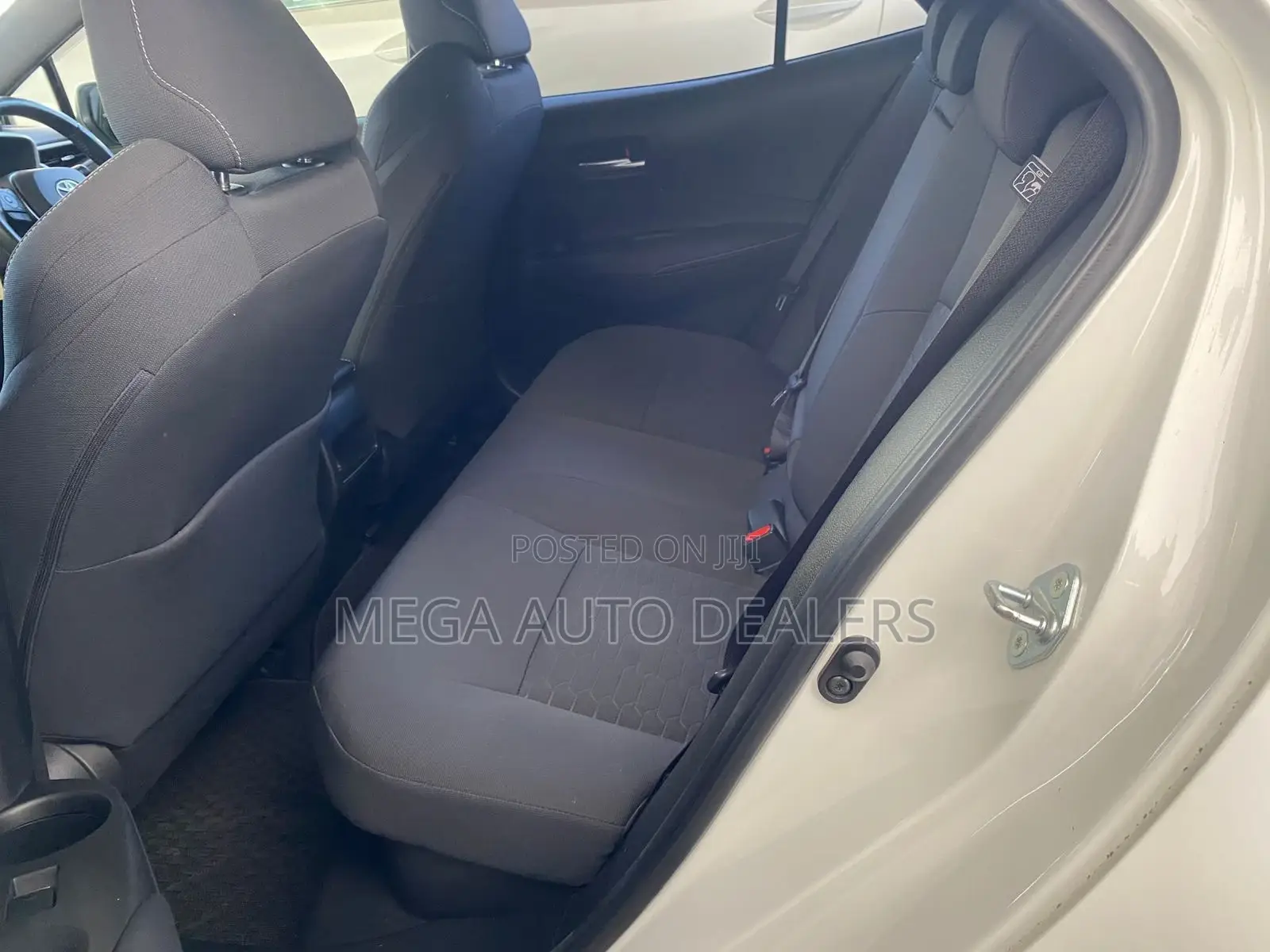 Toyota Corolla 2018 White