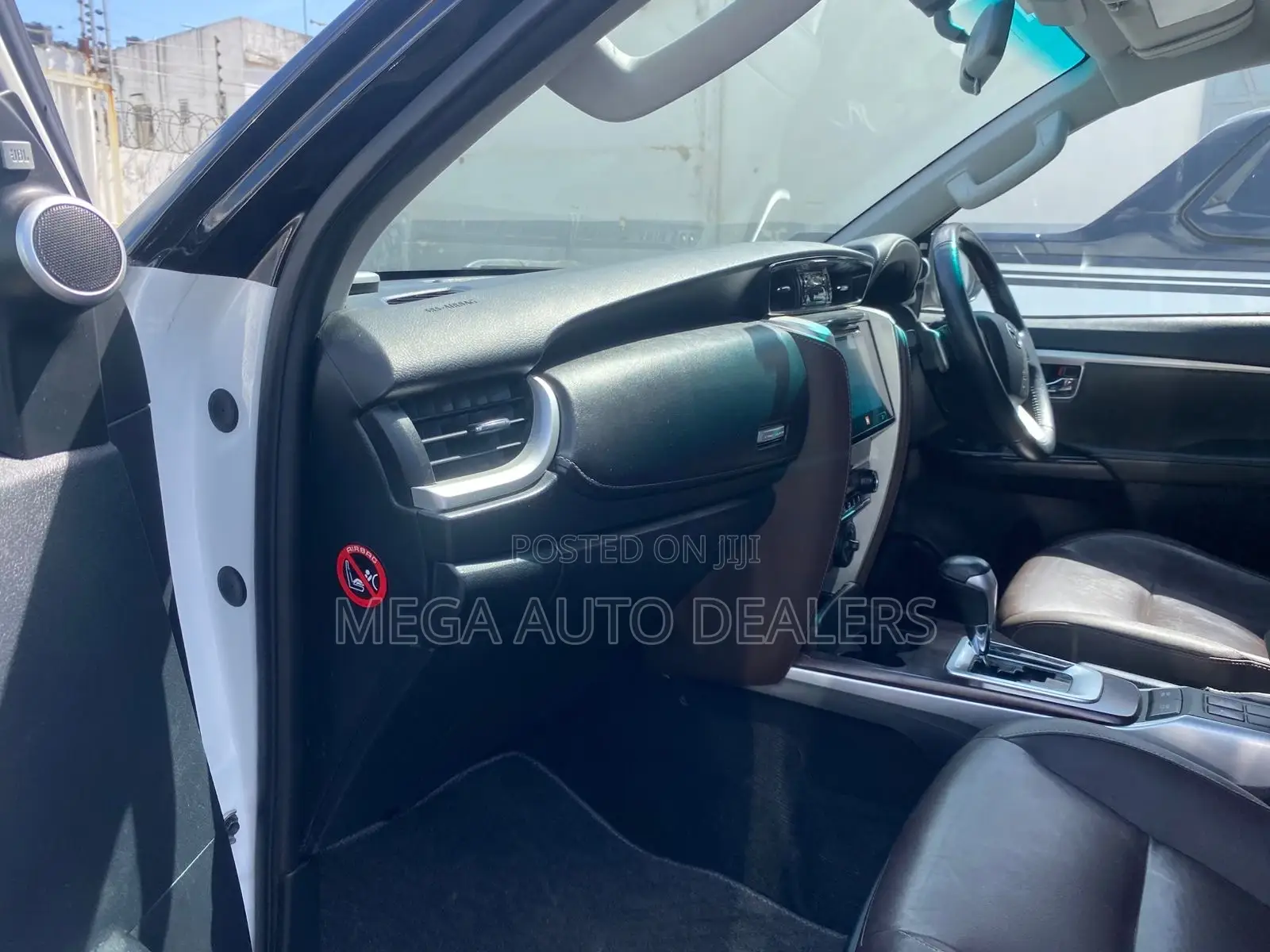 Toyota Fortuner 2019 White