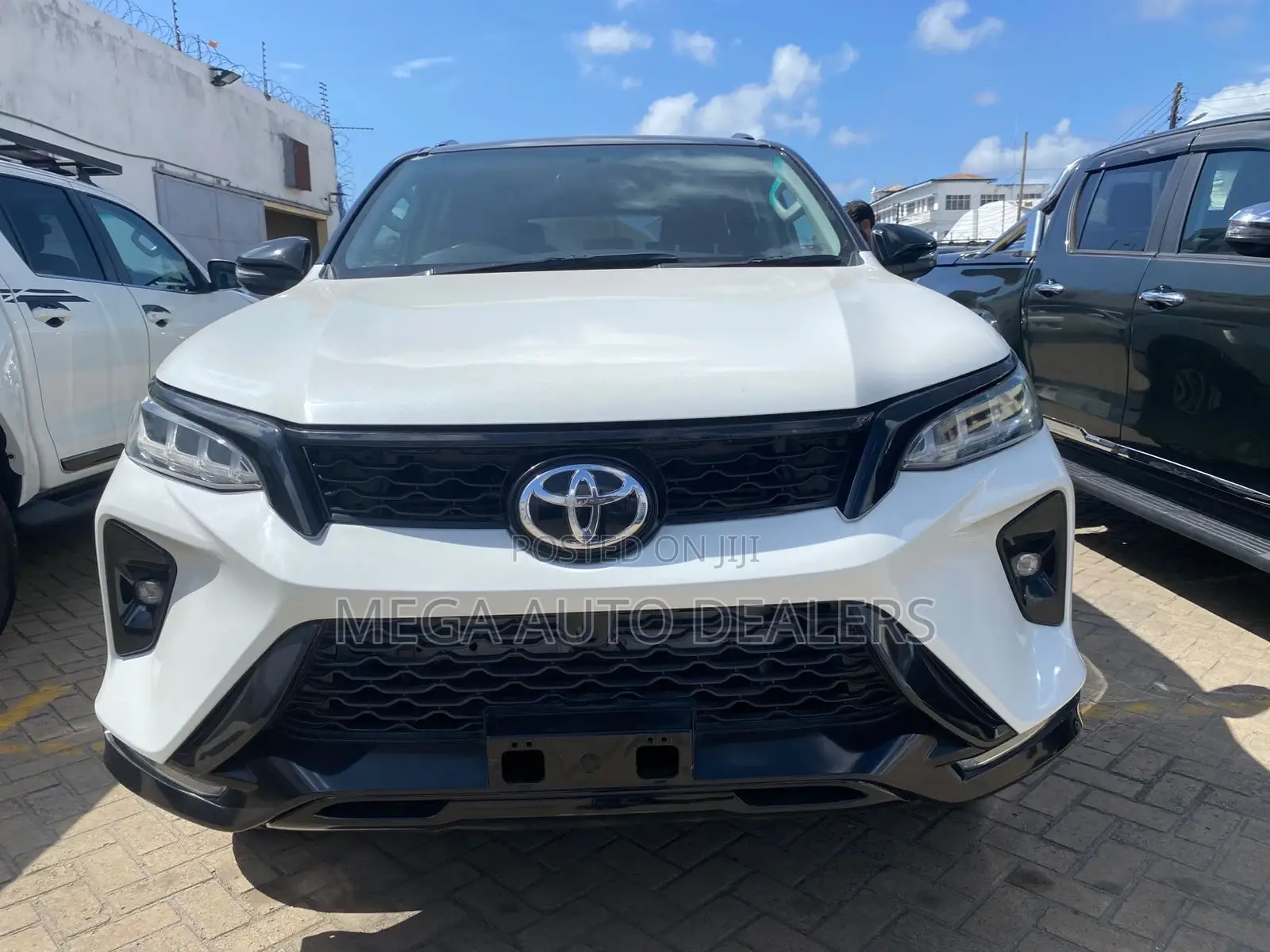 Toyota Fortuner 2019 White