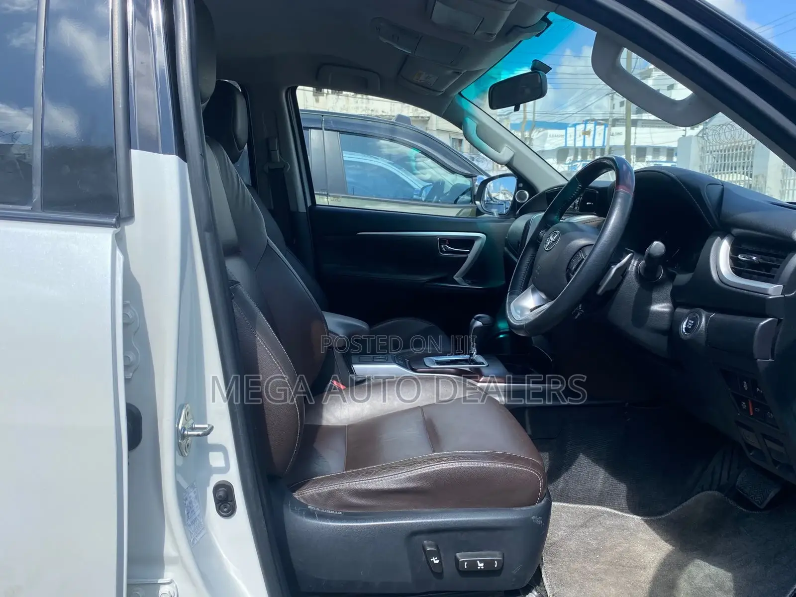 Toyota Fortuner 2019 White