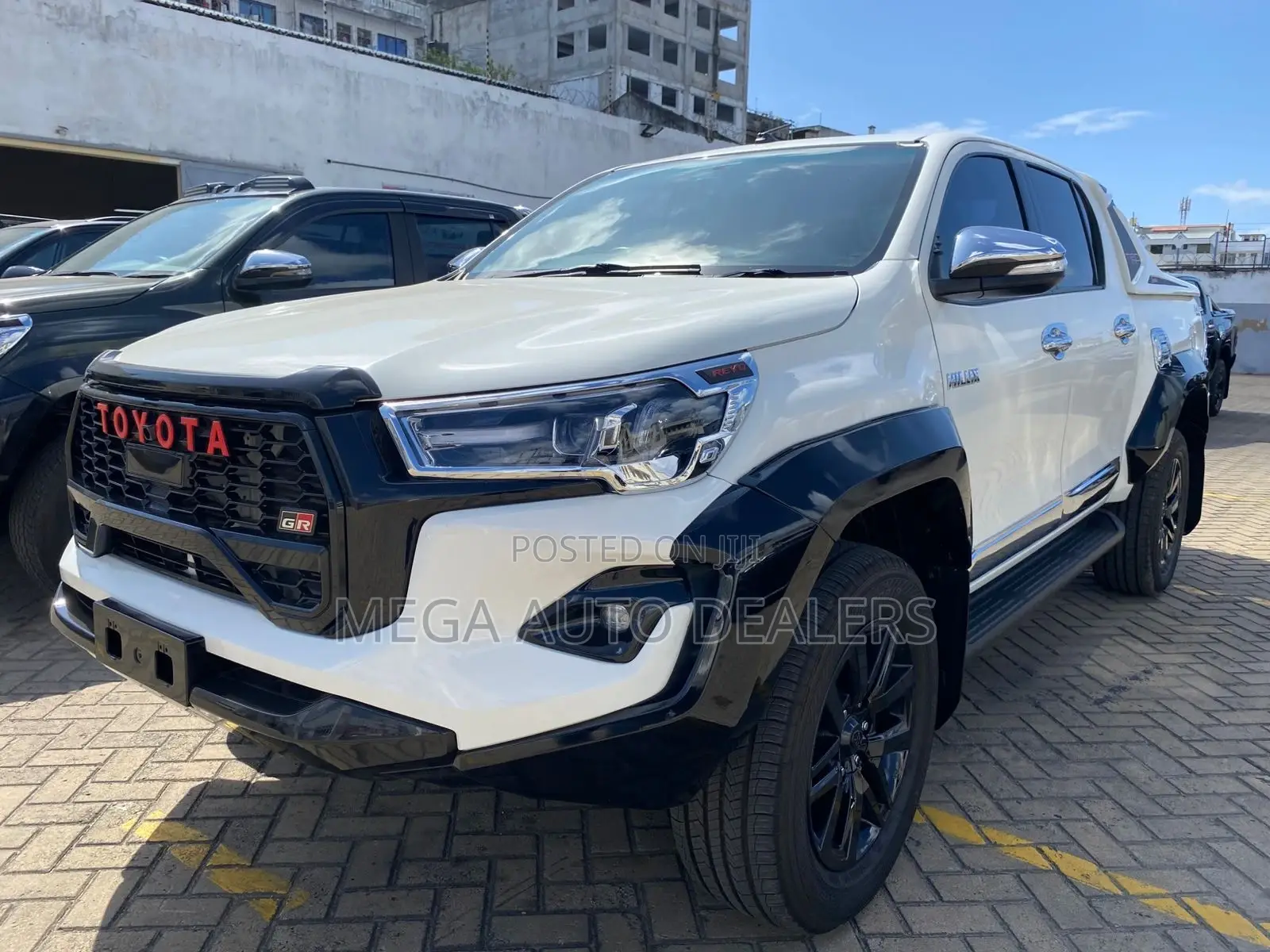 Toyota Hilux 2019 White