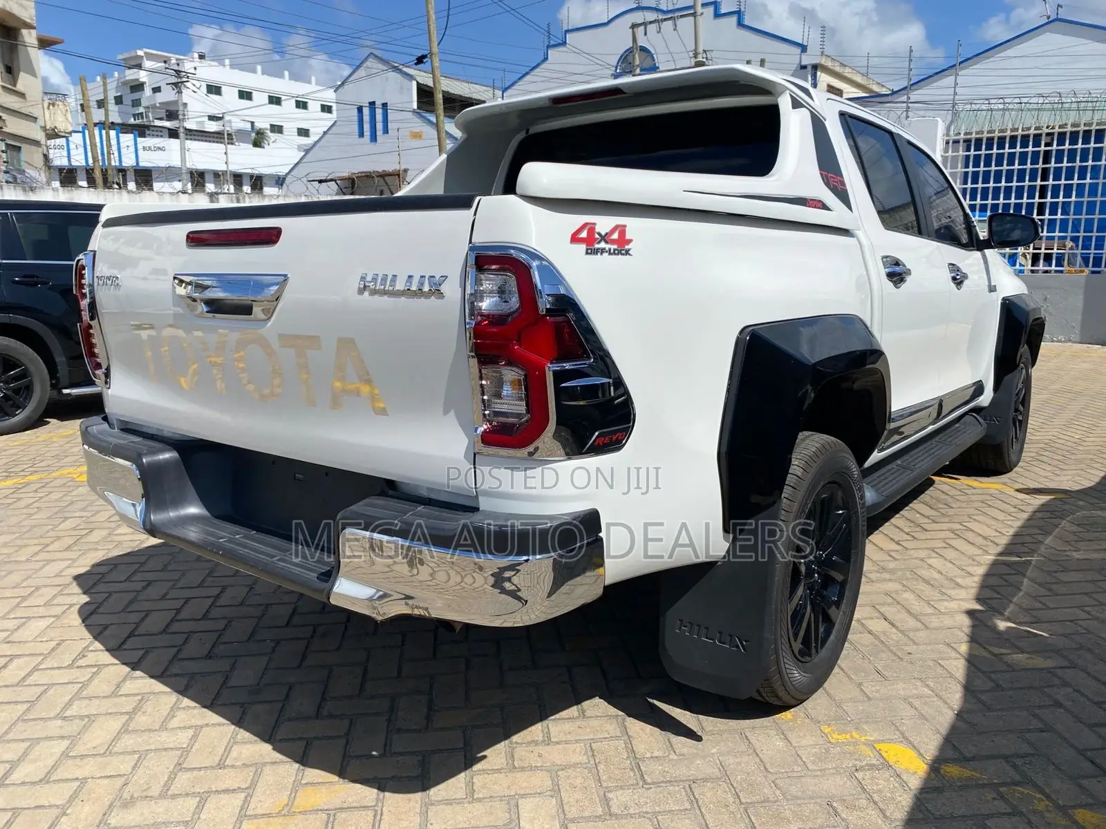 Toyota Hilux 2019 White