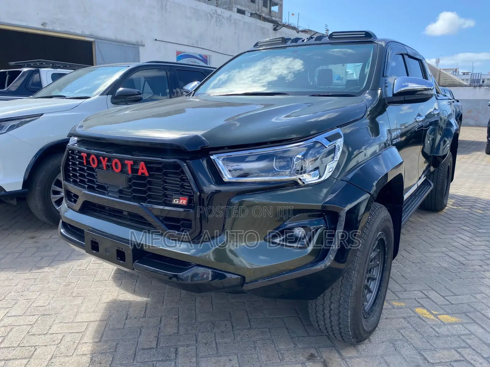 Toyota Hilux 2018 Green