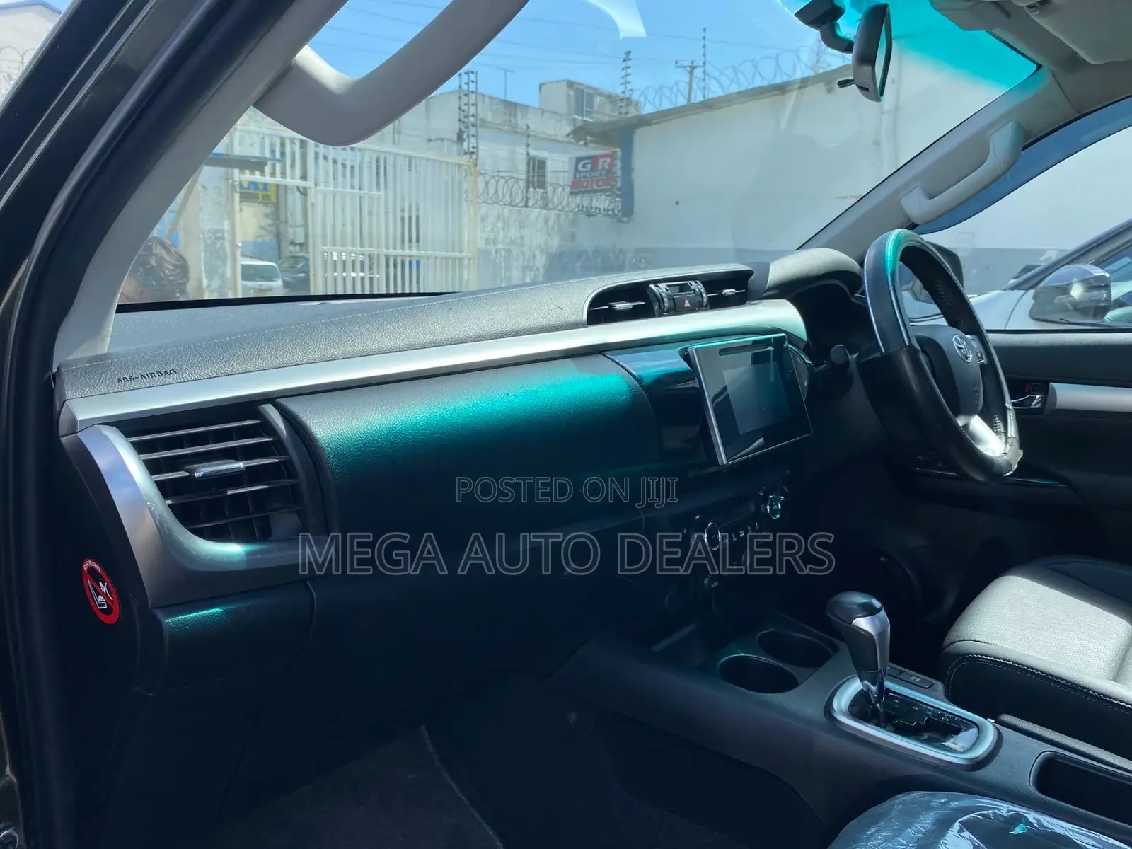 Toyota Hilux 2018 Green