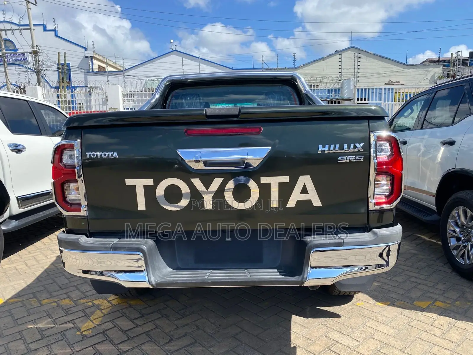 Toyota Hilux 2018 Green