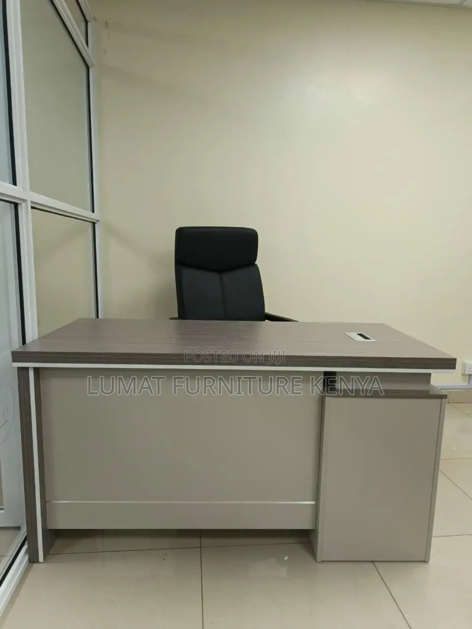 1200mm Advance Desk
