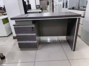1200mm Advance Desk