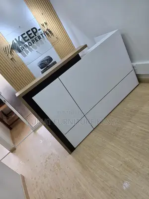 1600mm Scretarial Reception Desk