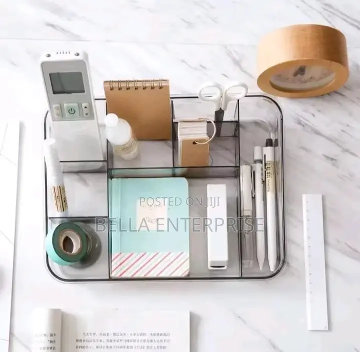Make Up/Cosmetic Storage Tray Organizer