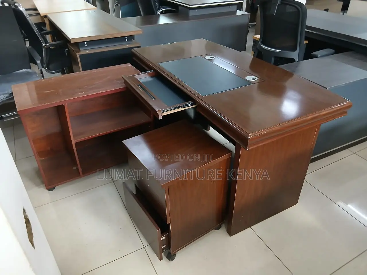 Modern 1.4m Executive Mahogany Office Desk