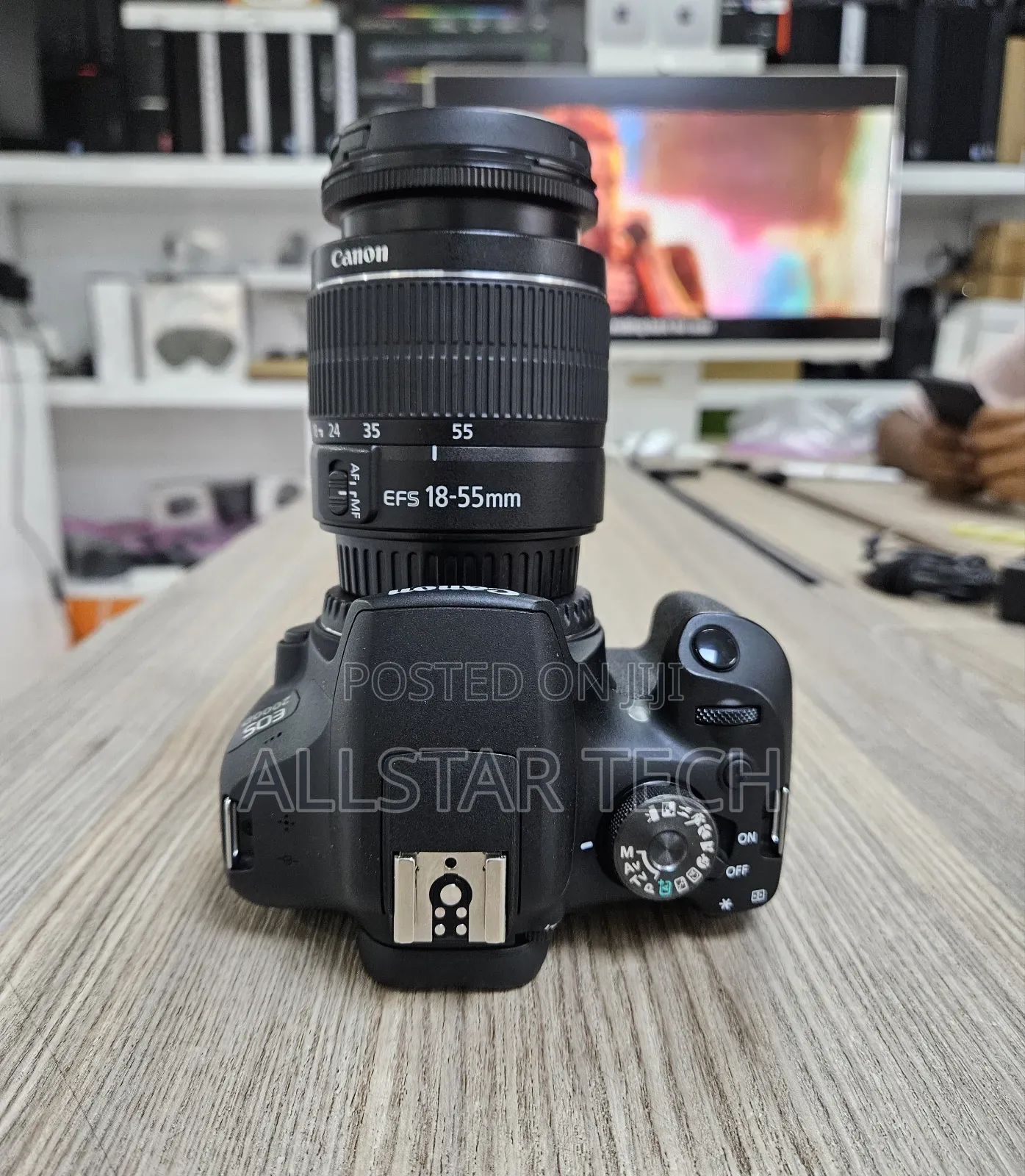 Canon 2000d/ Rebel T7 With Kit Lens