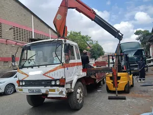 Trailers With Crane Accessible for Logistics