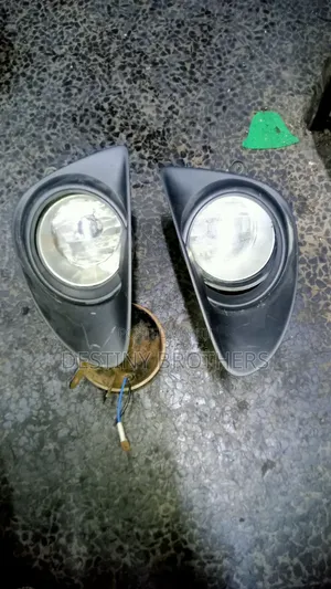 Fog Light With Cover Vitz 2012